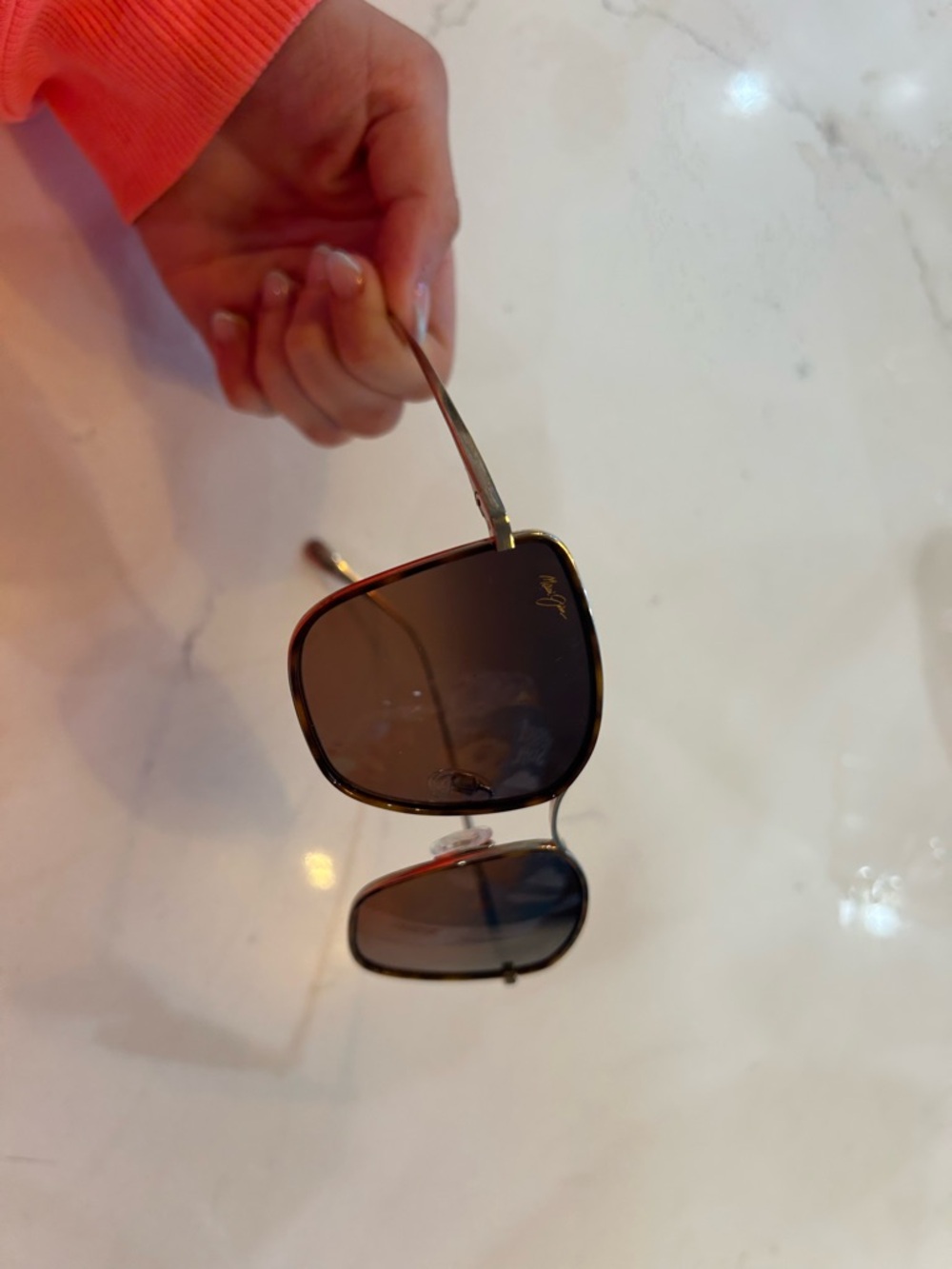 Maui Jim Brown Gradient Lens Tortoiseshell Frame Sunglasses - Picture 2 of 4